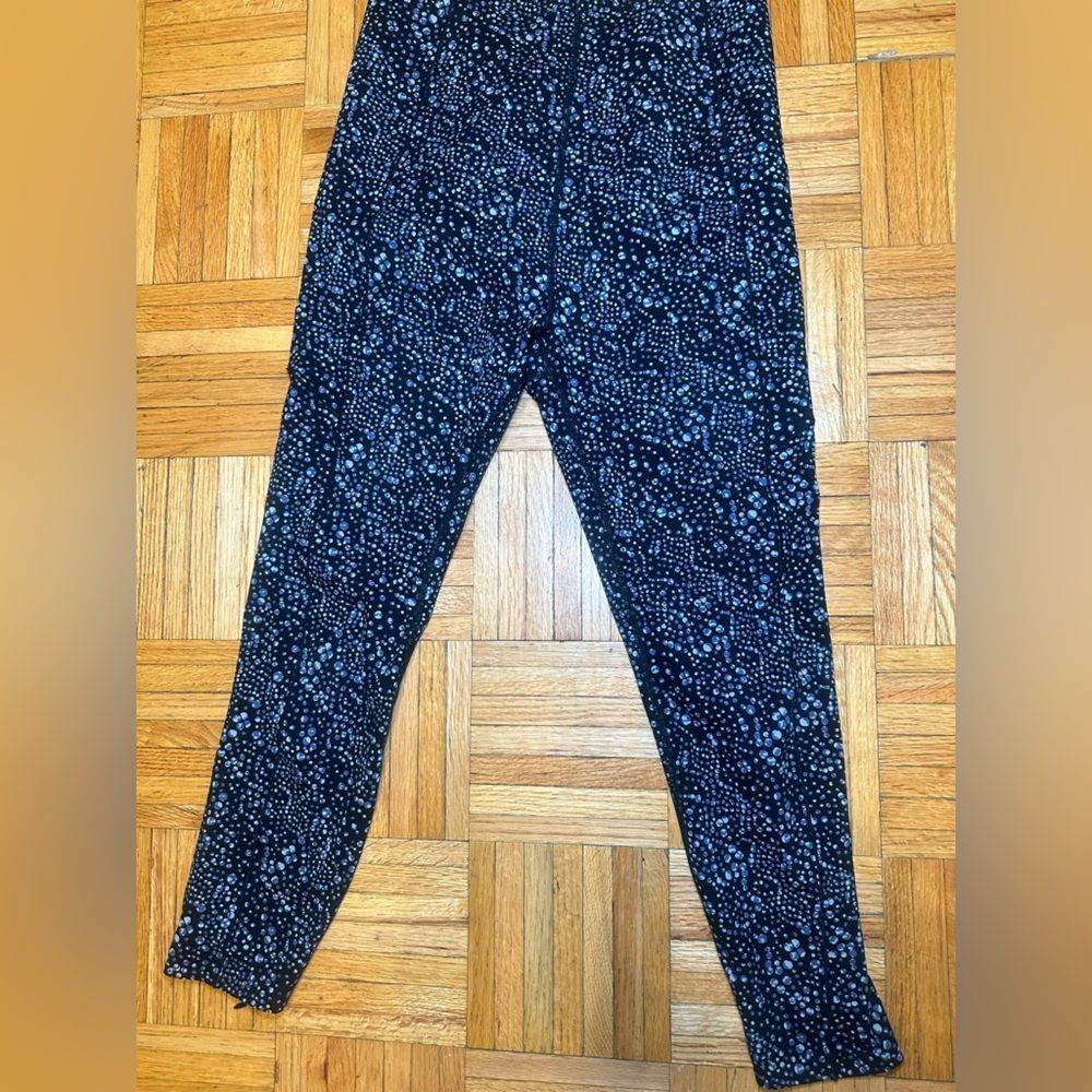 Black and Blue Patterned Leggings
